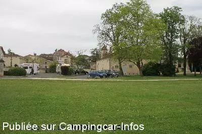 aire camping aire nersac parc de lubersac