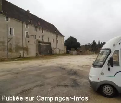 aire camping aire noyers sur serein