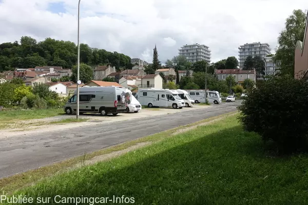 aire camping aire parking ancienne piscine