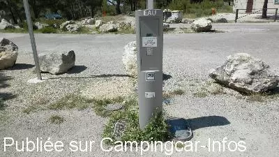 aire camping aire parking du moulin de daudet