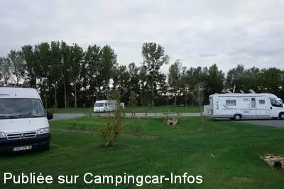 aire camping aire saint amand montrond